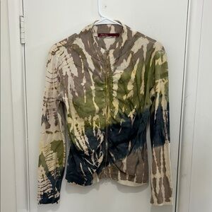 Gradient Tie-Dye Sweatshirt with Organic Flowing Pattern